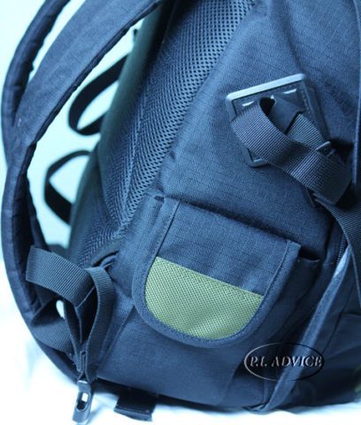 Canon Backpack 200EG side pockets